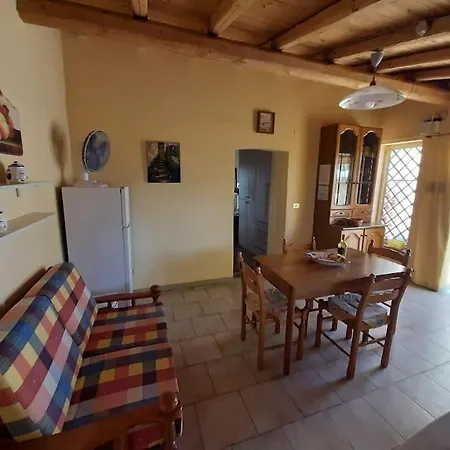 Vakantiehuis Casa Praiola Tangerine's House By The Sea Pozzillo
